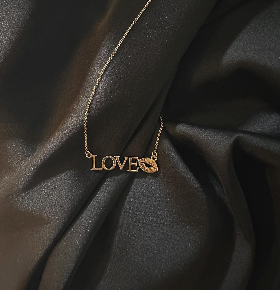 Lip Love Gold Necklace