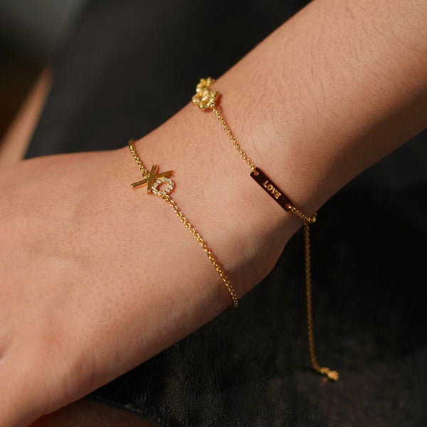 Lip Love Charm Bracelet