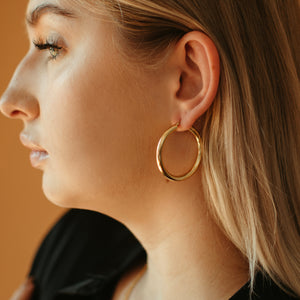 Nina Classic Gold Hoops